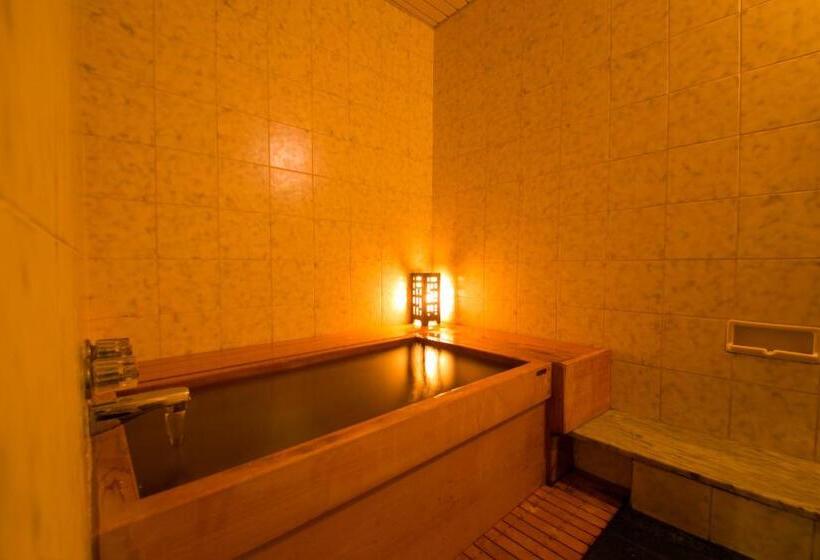 جناح, Ibusuki Syusui En