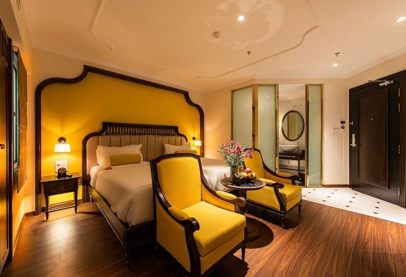 اتاق لوکس, Hanoi Tirant