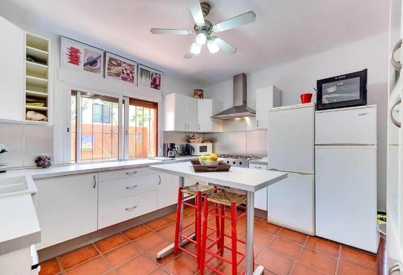 标准间, Villa Tiphareth