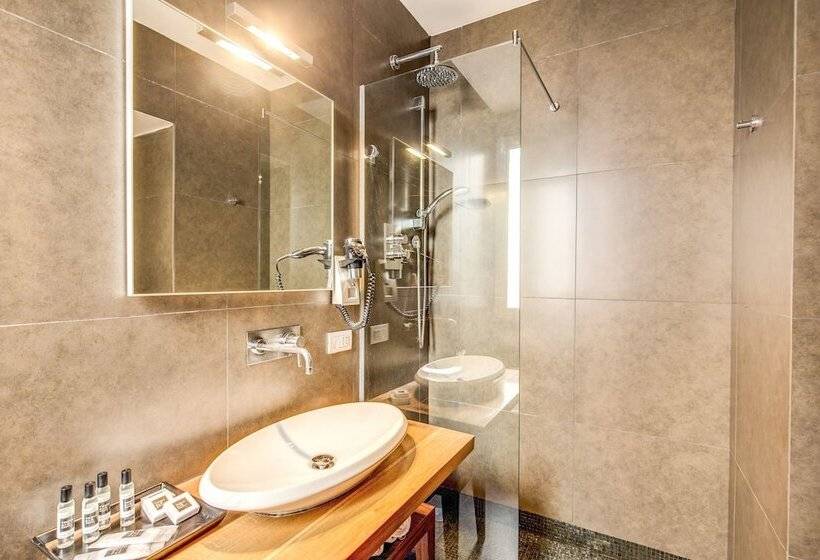 חדר סופריור, Trevi Beau Boutique