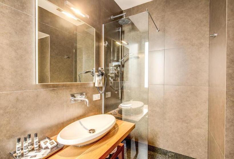 חדר סופריור, Trevi Beau Boutique