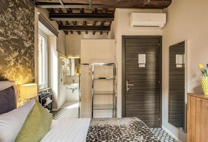 חדר בסיסי, Trevi Beau Boutique