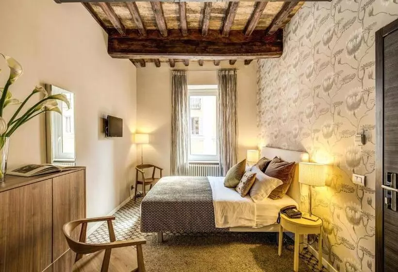 اتاق اکونومی, Trevi Beau Boutique