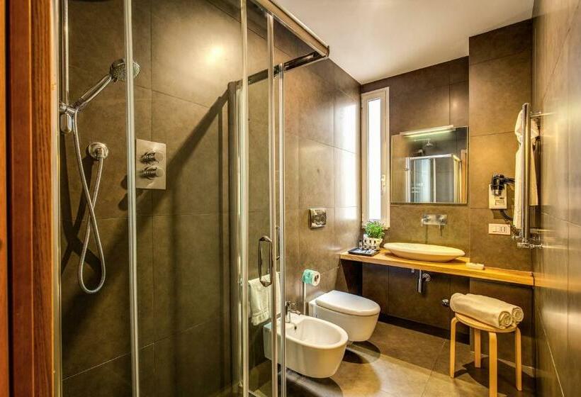 חדר סופריור, Trevi Beau Boutique