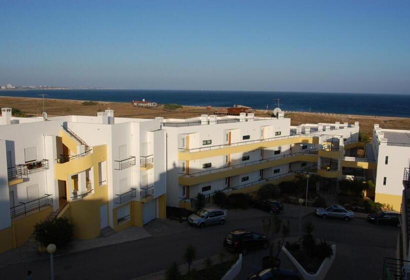 带2个卧室的公寓, Clube Meia Praia