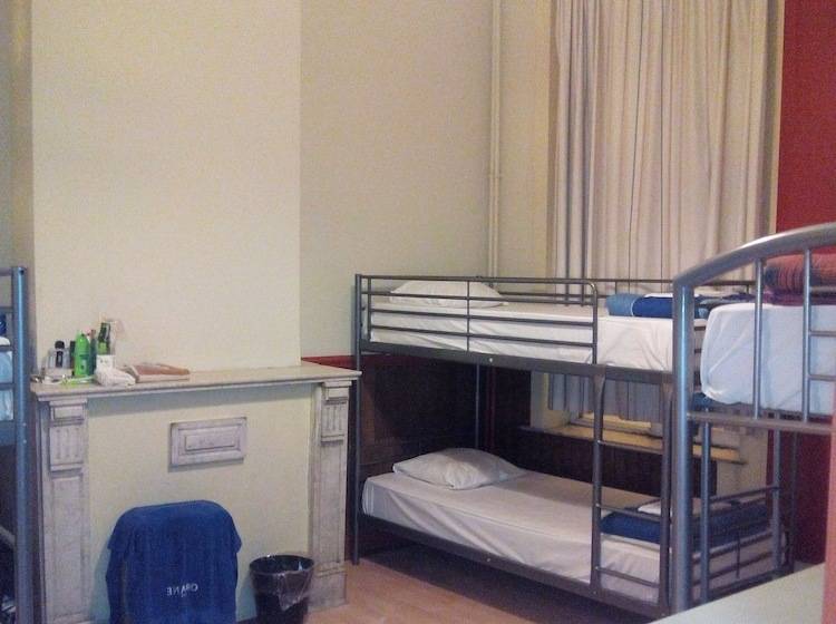 Bed in Shared Room, Hostel Louise