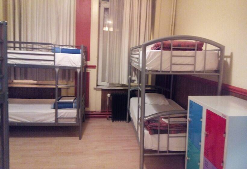 Bed in Shared Room, Hostel Louise