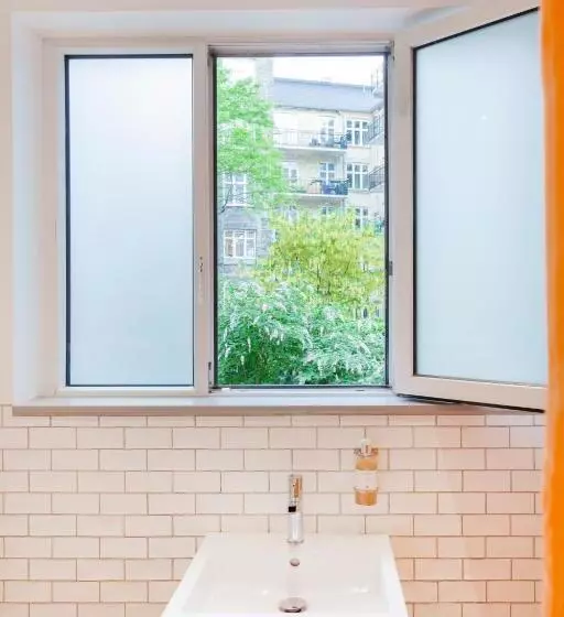اتاق استاندارد یک تخته با سرویس بهداشتی مشترک, Annex Copenhagen