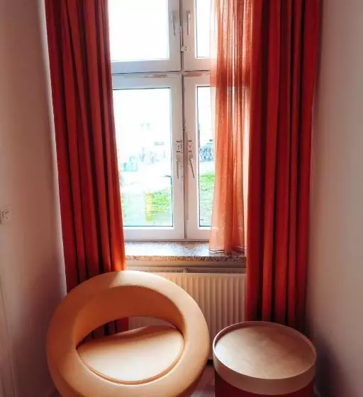 اتاق استاندارد, Annex Copenhagen