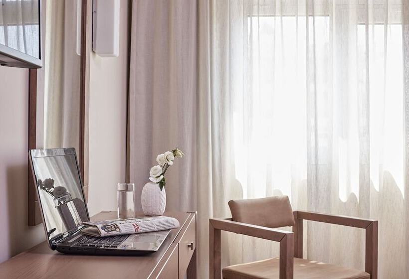 غرفة عائلية, Civitel Attik Rooms & Suites