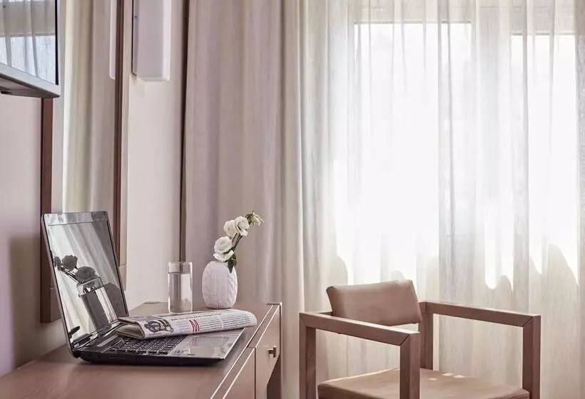 اتاق خانوادگی, Civitel Attik Rooms & Suites