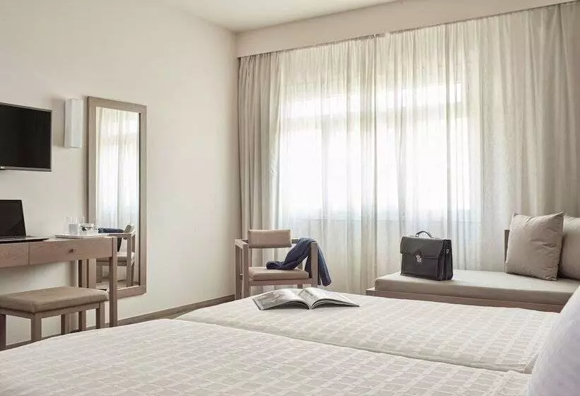 اتاق اجرایی, Civitel Attik Rooms & Suites