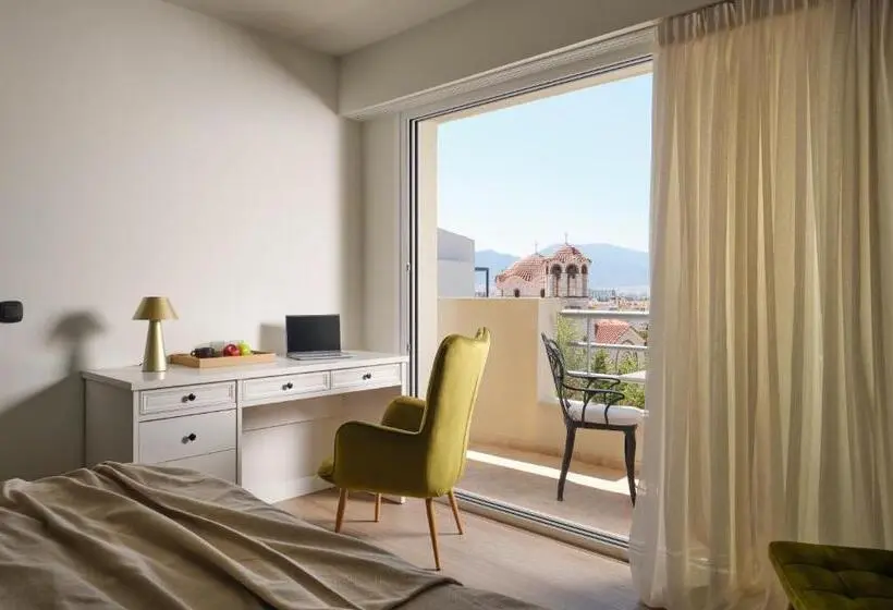 プレミアムルーム, Civitel Attik Rooms & Suites