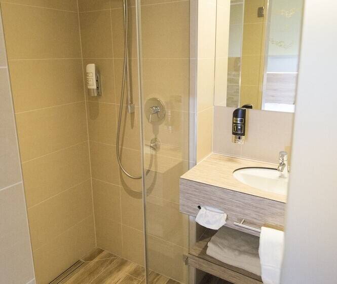 4인용 스탠다드 룸, Dollinger