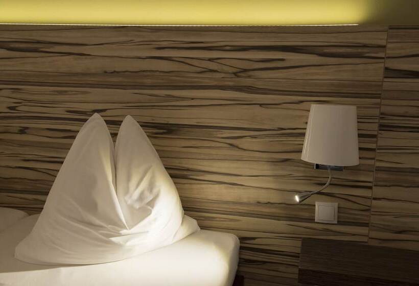 스탠다드 트리플 룸, Dollinger