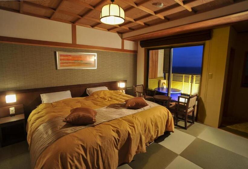Номер Стандарт Вид на Море, Inatori Tokai Hotel Yuen