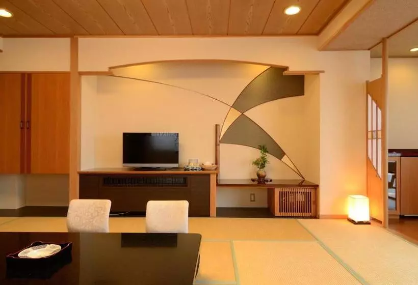 Standard Neljän Hengen Huone Merinäkymä, Inatori Tokai Hotel Yuen