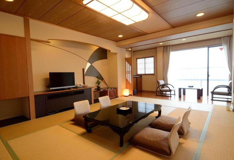 חדר סטנדרט לארבעה נוף לים, Inatori Tokai Hotel Yuen