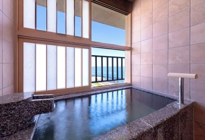 Superior Neljän Hengen Huone, Inatori Tokai Hotel Yuen