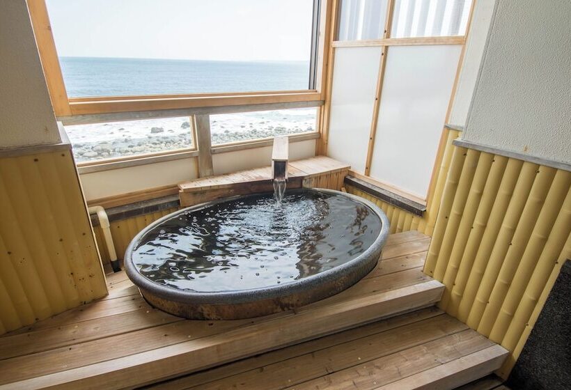 חדר דלוקס לארבעה, Inatori Tokai Hotel Yuen