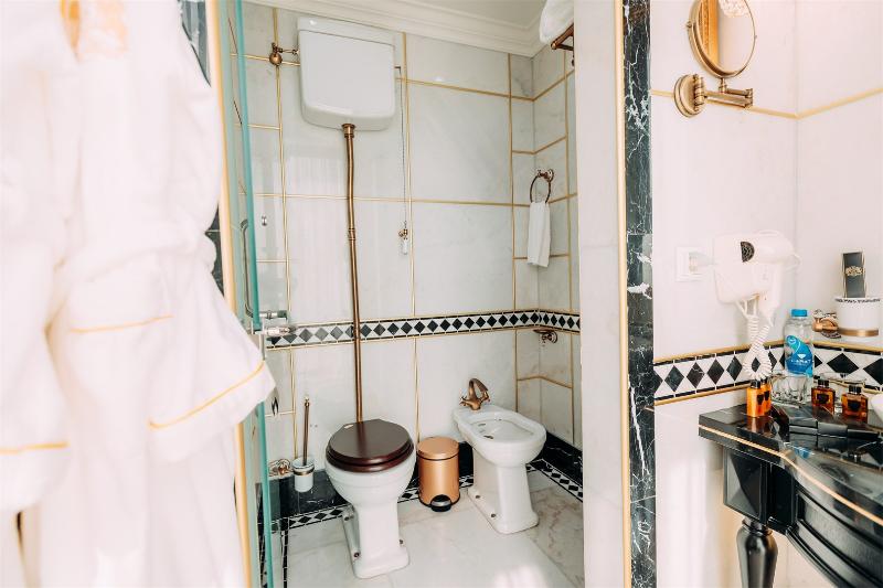 스탠다드 룸, Ito Kowakien