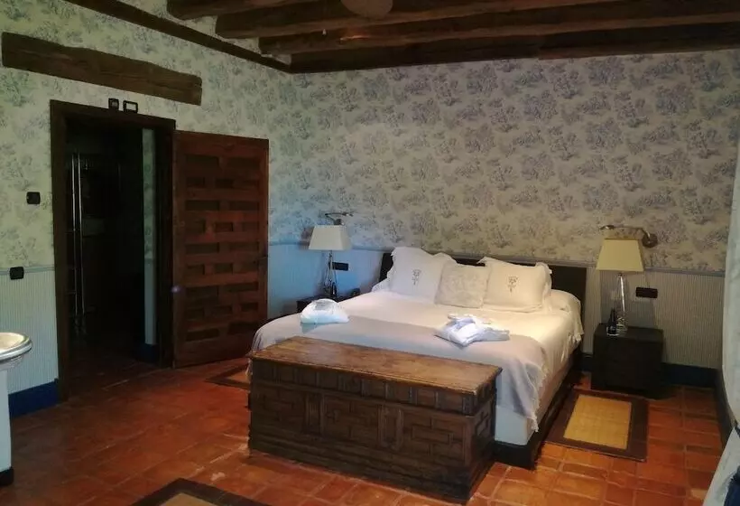 ジュニアスイート, Rural Castillo De Somaén