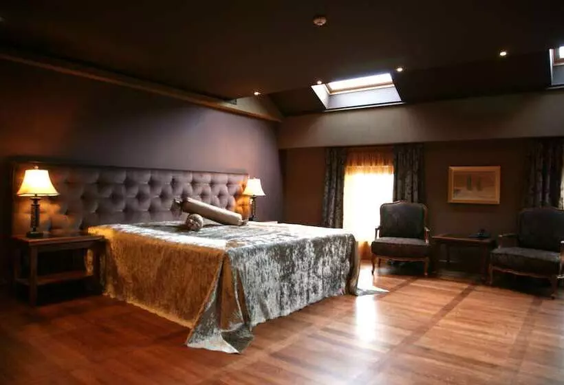 اتاق لوکس, Ventura Boutique