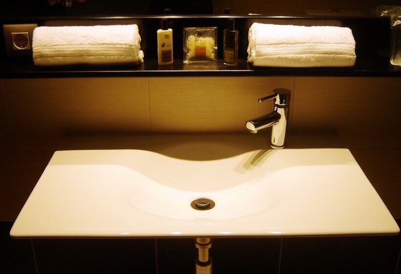 آپارتمان 4 خوابه, Noiva Do Mar