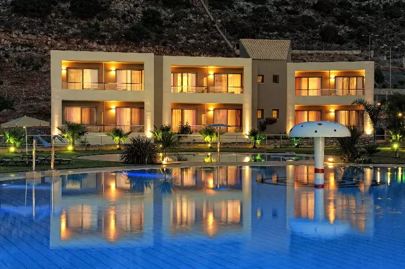 سوییت لوکس, The Noverian Scenic Crete 5* Hilltop Villa Resort & Spa