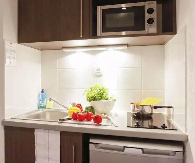 Standard-studio, Aparthotel Adagio Access Marseille Saint Charles