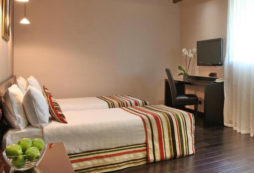 اتاق استاندارد, Design Hotel Mr President