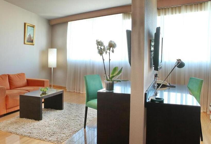 سوییت جونیور, Design Hotel Mr President