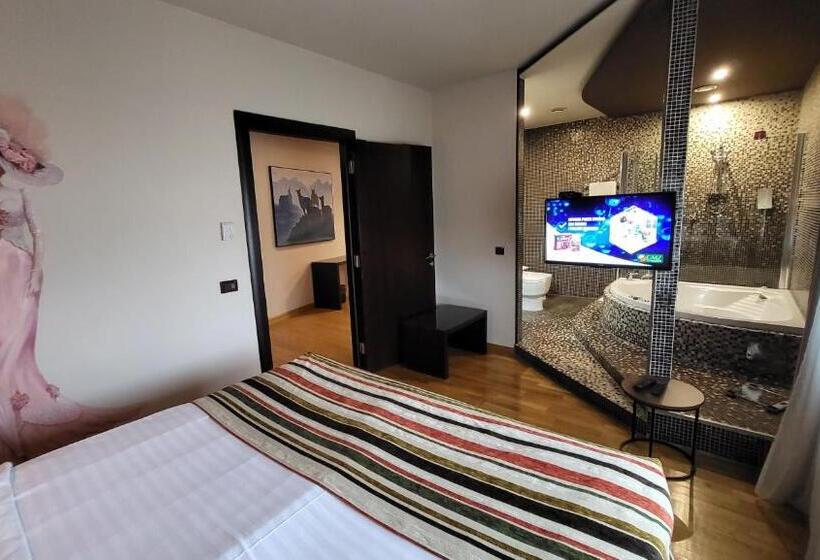 سوئیت پنت هاوس, Design Hotel Mr President