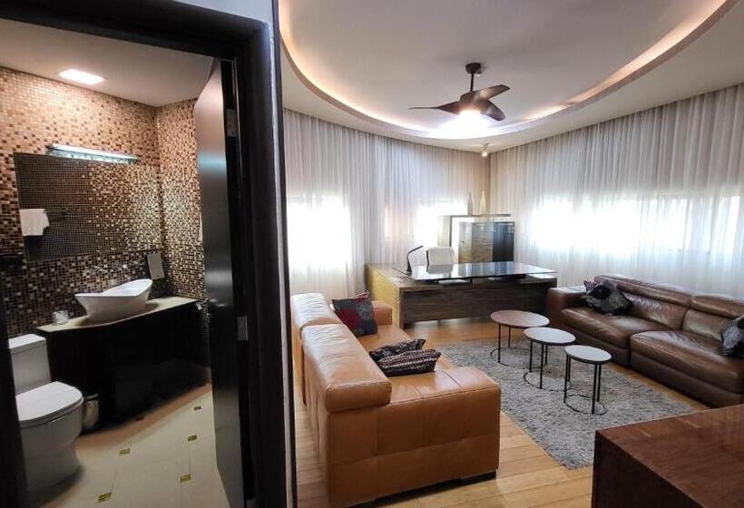 سوئیت پنت هاوس, Design Hotel Mr President