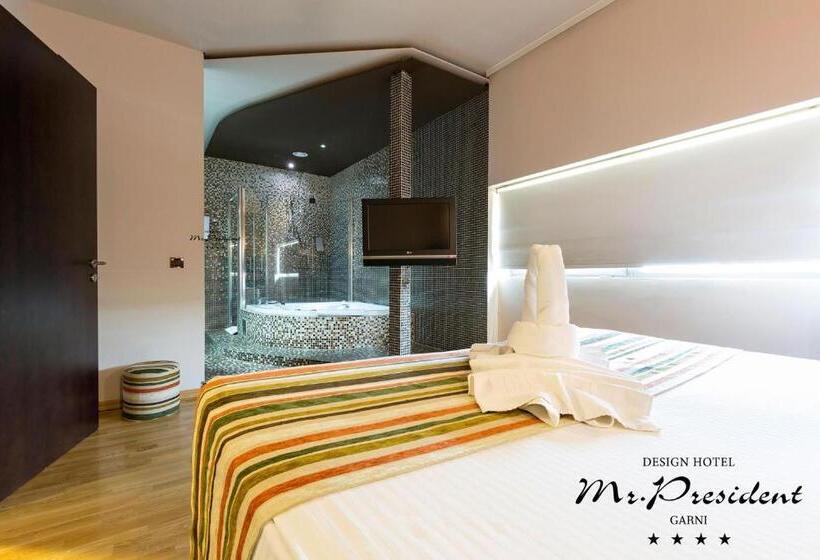 سوئیت پنت هاوس, Design Hotel Mr President