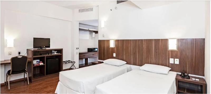 חדר סטנדרט מותאם לאדם עם מוגבלויות, Firenze Business