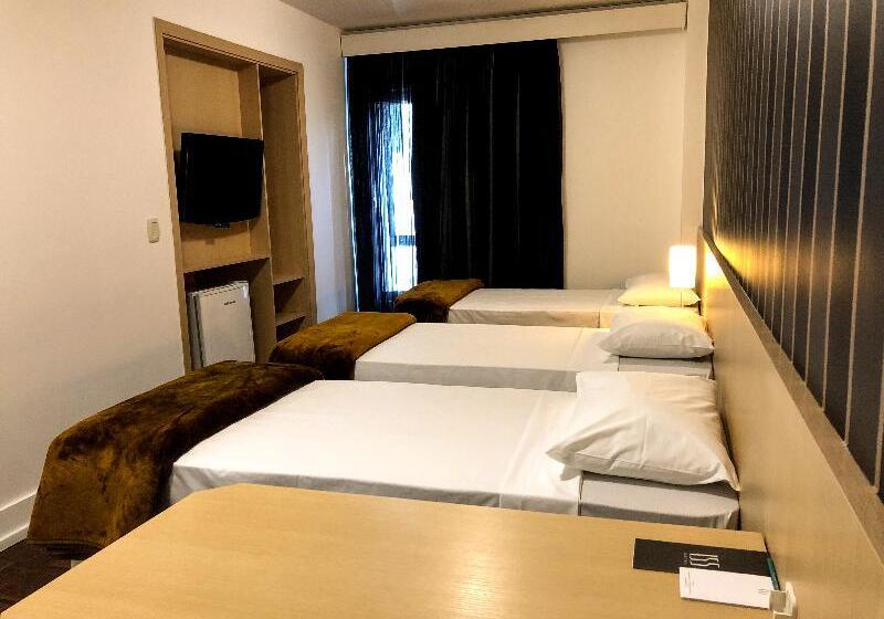 اتاق استاندارد سه نفره, 155