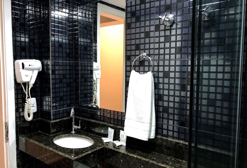 اتاق استاندارد, 155