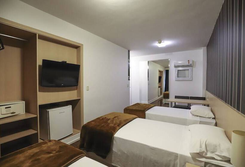 اتاق استاندارد سه نفره, 155