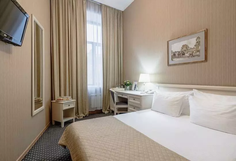 Comfort-huone, Aston