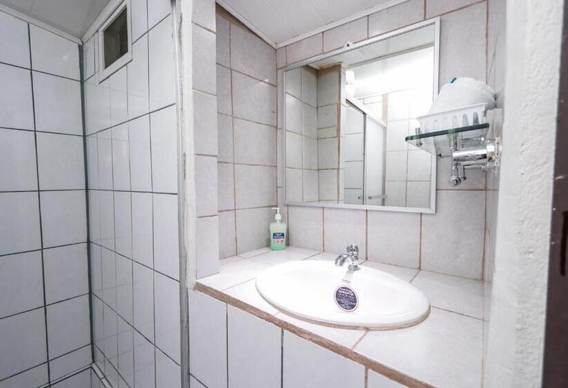 １階の１ベッドルームアパートメント, Flor Blanca