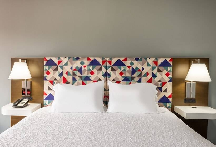 إستوديو قياسى سرير كينج, Hampton Inn Belle Vernon