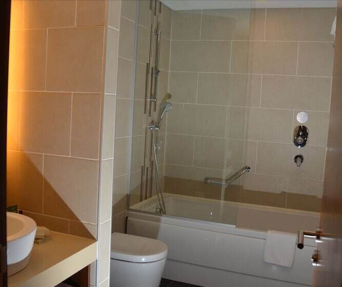 스탠다드 룸 더블 침대, Hilton Garden Inn Konya, Turkey