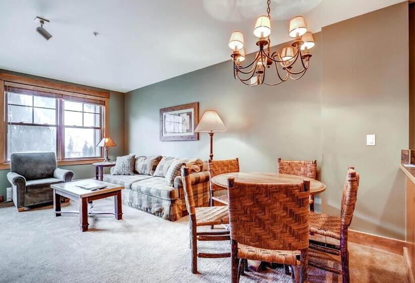 2ベッドルームアパートメント, River Run Village