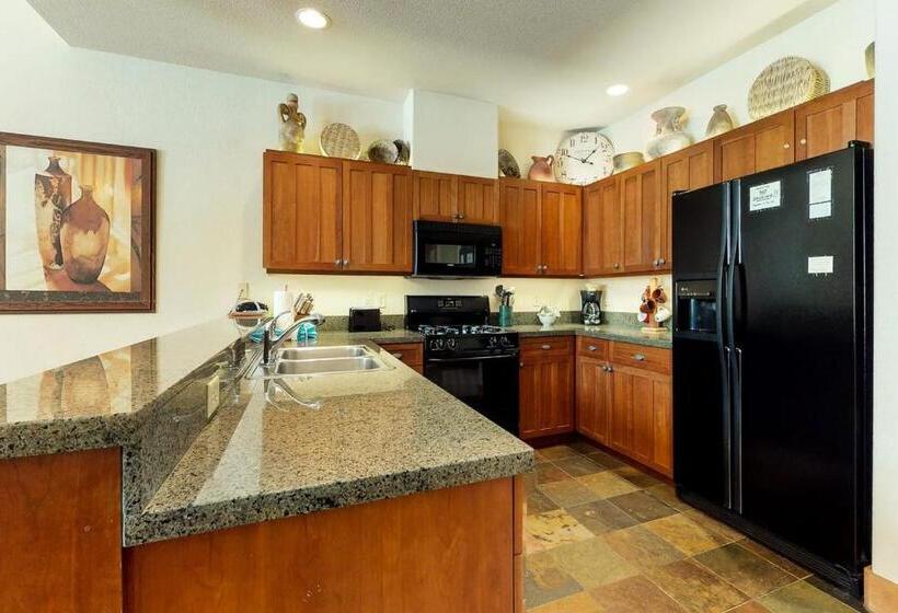 3ベッドルームアパートメント, River Run Village