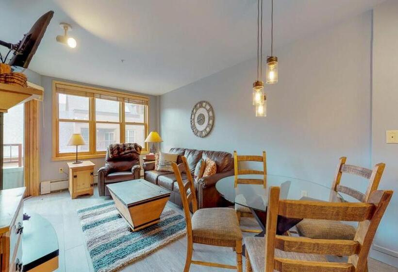 1ベッドルームアパートメント, River Run Village