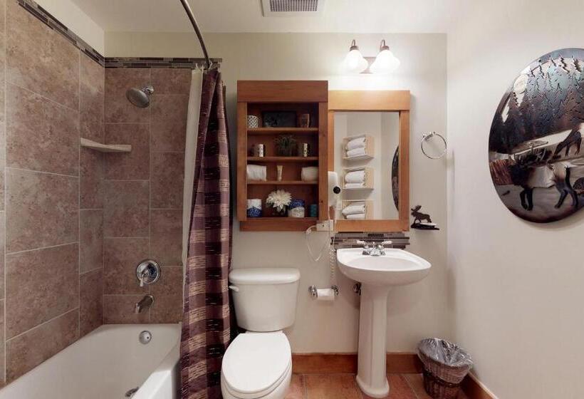 2ベッドルームアパートメント, River Run Village