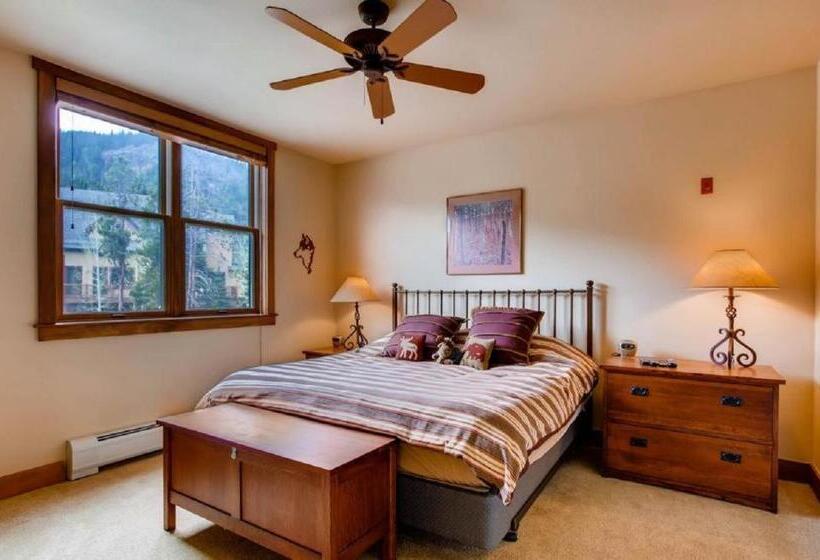 1ベッドルームのデラックスアパートメント, River Run Village