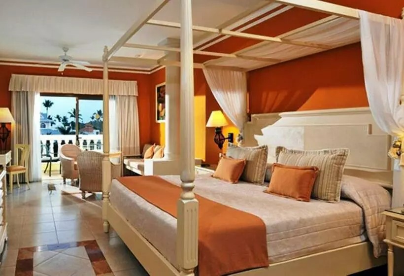 デラックスジュニアスイート, Bahia Principe Explore Esmeralda - All Inclusive