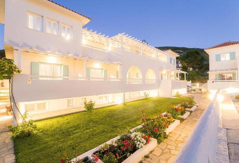 Студия Deluxe, Sunrise Village Hotel Apartments
